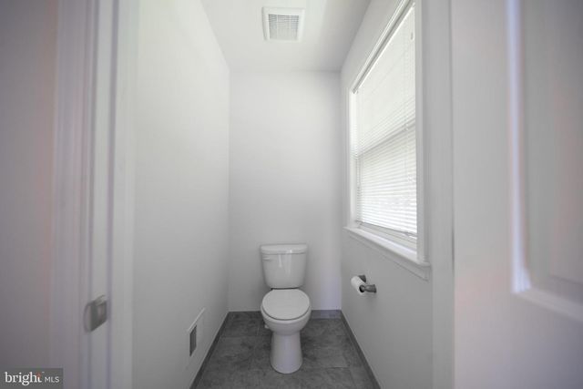 7356 TOTTENHAM DR, White Plains, MD 20695