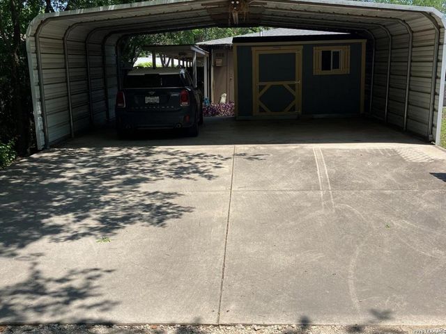636 RITTIMAN RD, Terrell Hills, TX 78209