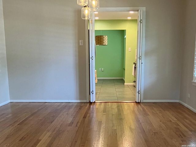 636 RITTIMAN RD, Terrell Hills, TX 78209