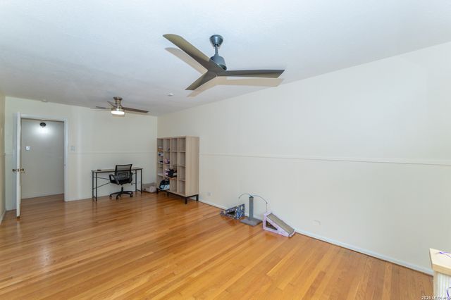 636 RITTIMAN RD, Terrell Hills, TX 78209