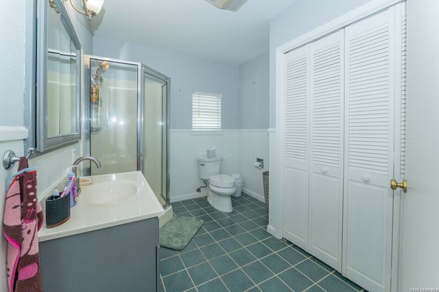 636 RITTIMAN RD, Terrell Hills, TX 78209