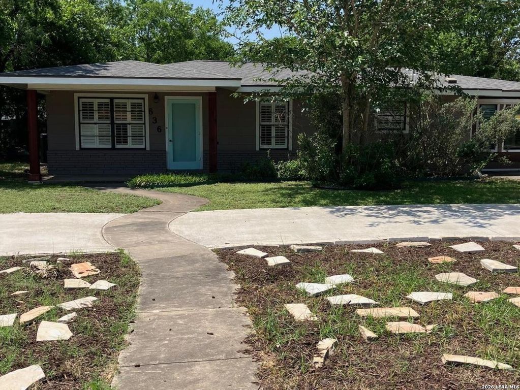 636 RITTIMAN RD, Terrell Hills, TX 78209
