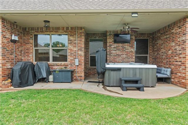 3416 Canton Trail, Yukon, OK 73099