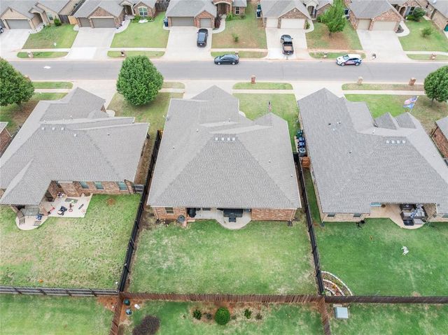 3416 Canton Trail, Yukon, OK 73099