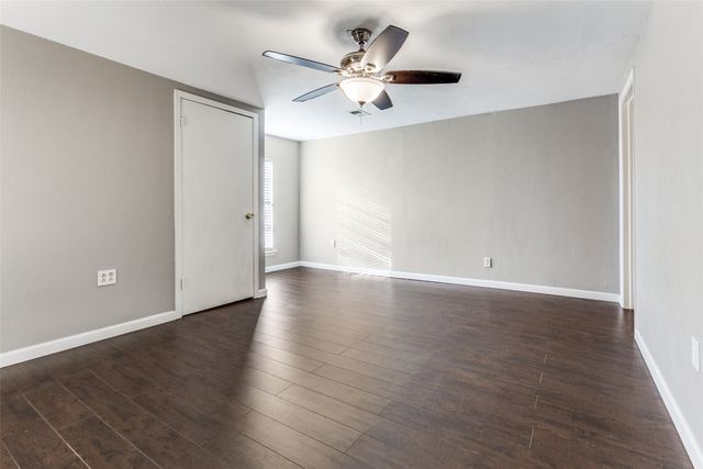 3217 Dreeben Drive, Richland Hills, TX 76118