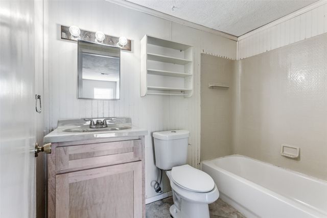 3217 Dreeben Drive, Richland Hills, TX 76118