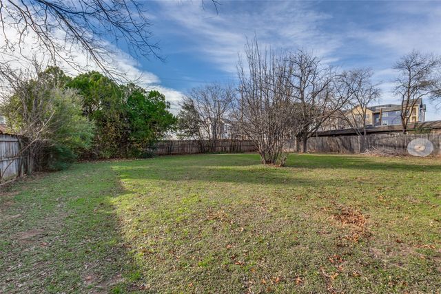 3217 Dreeben Drive, Richland Hills, TX 76118