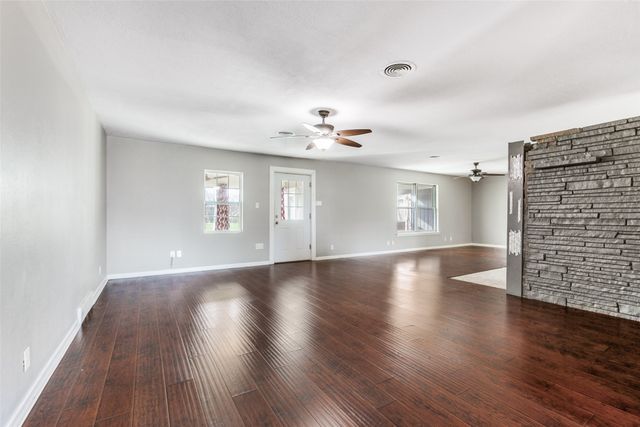 3217 Dreeben Drive, Richland Hills, TX 76118