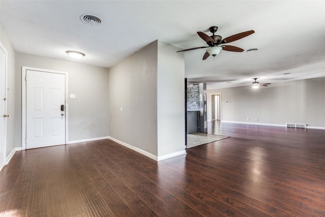 3217 Dreeben Drive, Richland Hills, TX 76118