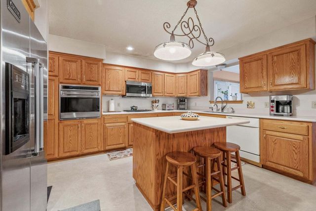 13512 Lawrence 2037, Miller, MO 65707