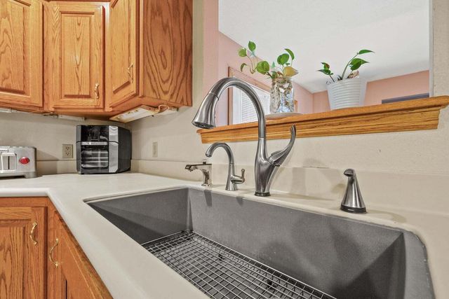 13512 Lawrence 2037, Miller, MO 65707