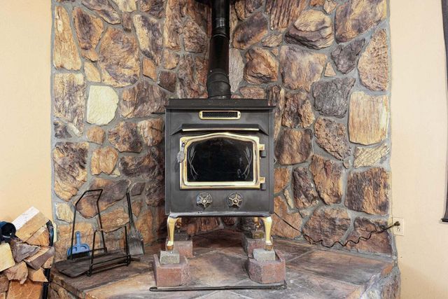 13512 Lawrence 2037, Miller, MO 65707