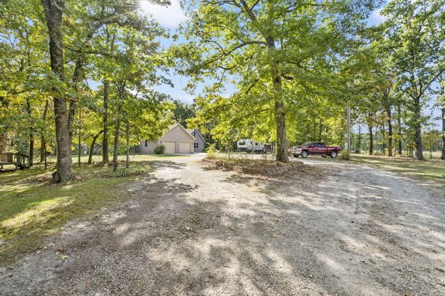 13512 Lawrence 2037, Miller, MO 65707