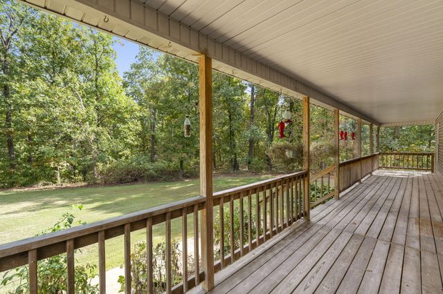 13512 Lawrence 2037, Miller, MO 65707