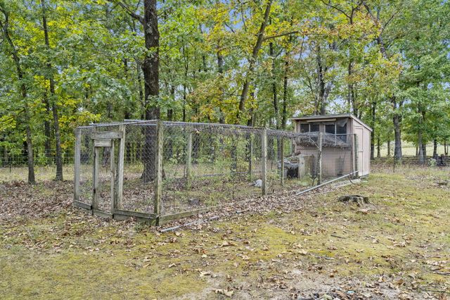 13512 Lawrence 2037, Miller, MO 65707