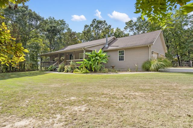 13512 Lawrence 2037, Miller, MO 65707