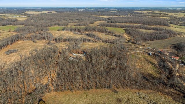 13512 Lawrence 2037, Miller, MO 65707