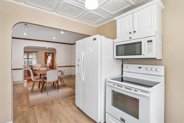 532 Olive St, Iowa City, IA 52246