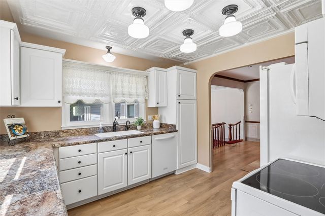 532 Olive St, Iowa City, IA 52246