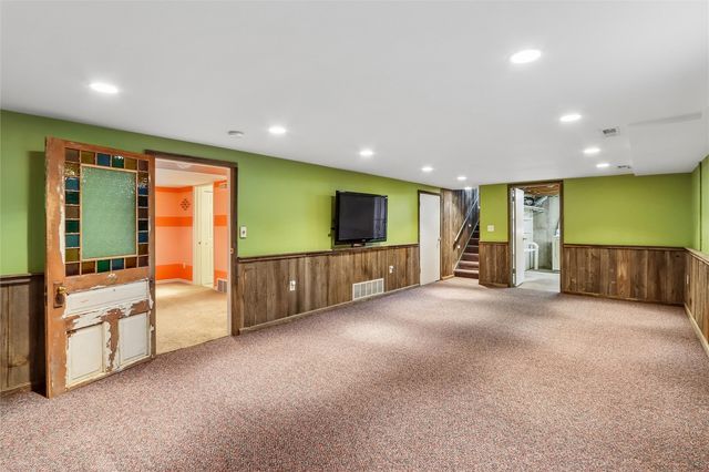 532 Olive St, Iowa City, IA 52246
