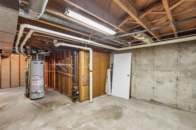 532 Olive St, Iowa City, IA 52246