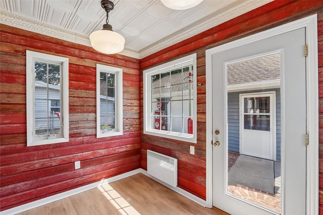 532 Olive St, Iowa City, IA 52246