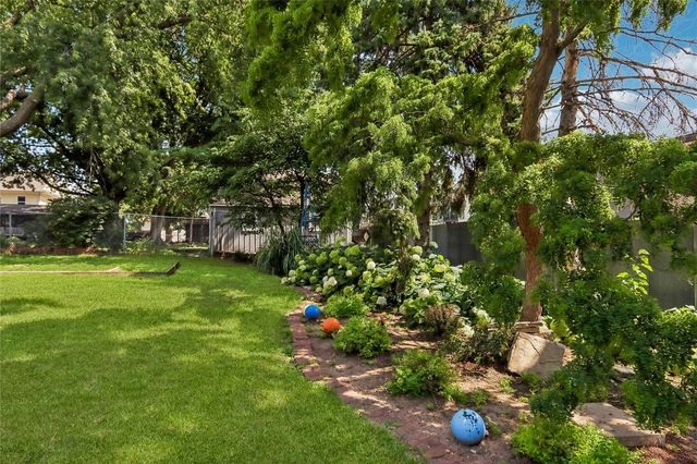 532 Olive St, Iowa City, IA 52246