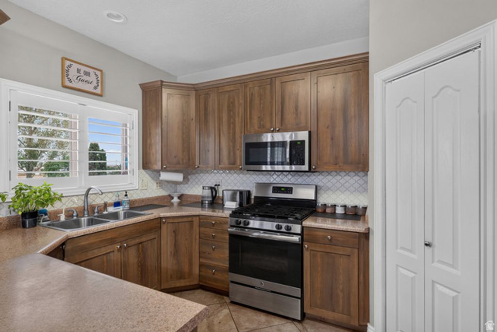 1122 IRONWOOD RD, Erda, UT 84074 — photo 4