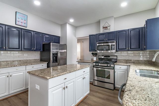 276 Pembrook Lane, Mundelein, IL 60060