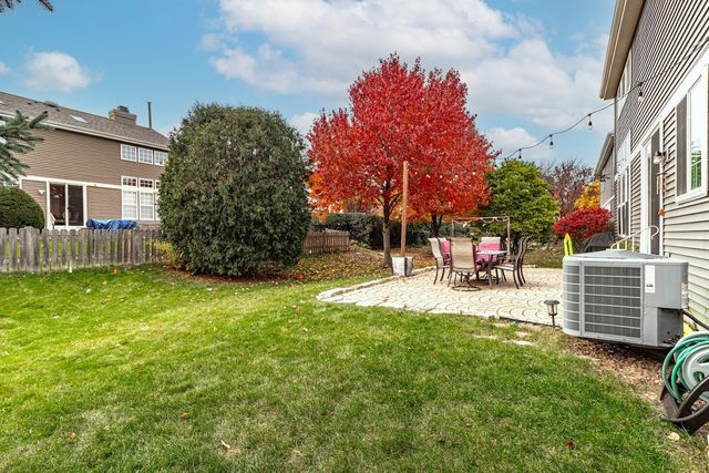 276 Pembrook Lane, Mundelein, IL 60060