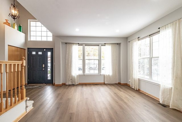 276 Pembrook Lane, Mundelein, IL 60060