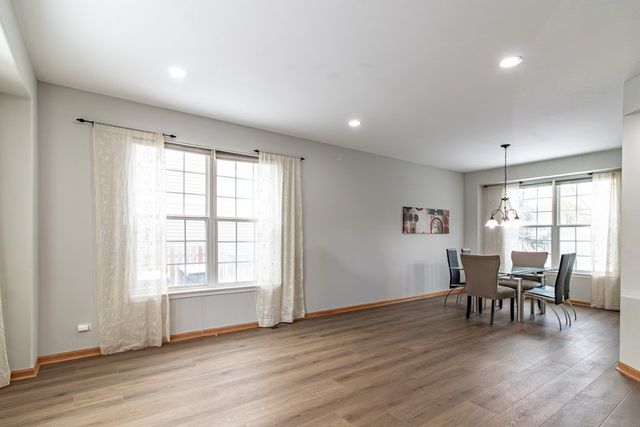 276 Pembrook Lane, Mundelein, IL 60060