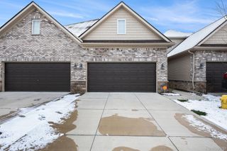 16630 Savor Lane 13, Clinton Charter Township, MI 48035