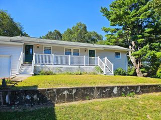 5 Stanford Cir, Milford, MA 01757