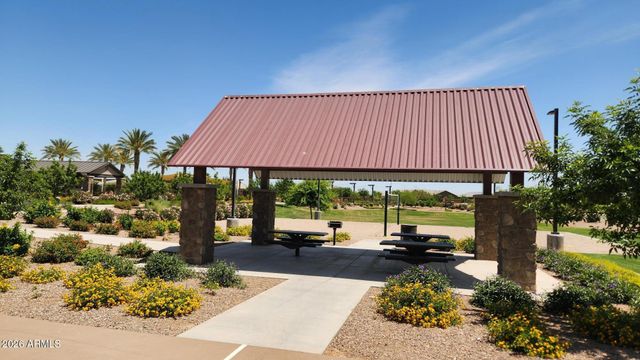 32373 N UNION Street, San Tan Valley, AZ 85143