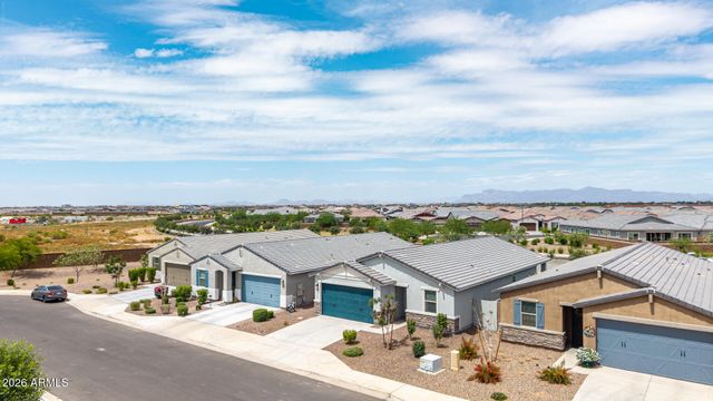 32373 N UNION Street, San Tan Valley, AZ 85143