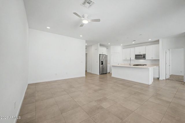32373 N UNION Street, San Tan Valley, AZ 85143