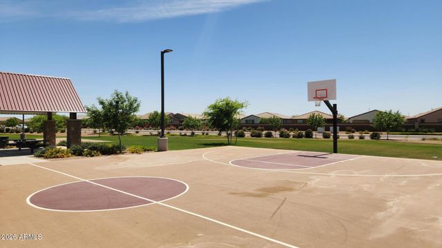 32373 N UNION Street, San Tan Valley, AZ 85143