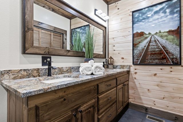 241 East Shalom Court, Blue Ridge, GA 30513