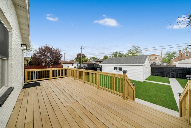 3601 S 56th Court, Cicero, IL 60804