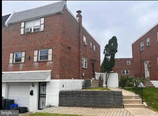 355 AVON ST, Philadelphia, PA 19116