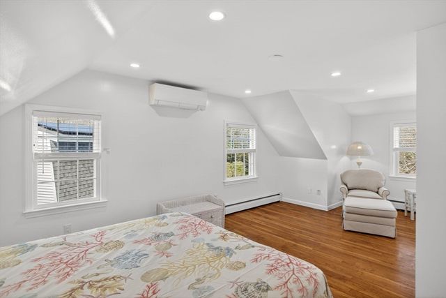 189 Breakwater Shores Dr, Barnstable, MA 02601