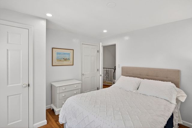 189 Breakwater Shores Dr, Barnstable, MA 02601