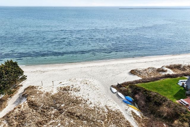 189 Breakwater Shores Dr, Barnstable, MA 02601
