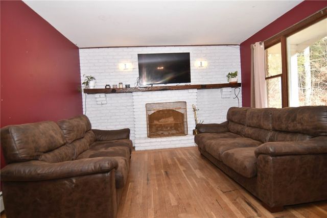 153 Fairview Avenue, Hopkinton, RI 02832