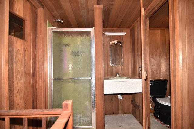 153 Fairview Avenue, Hopkinton, RI 02832