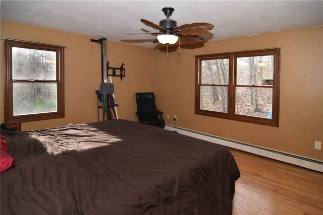 153 Fairview Avenue, Hopkinton, RI 02832