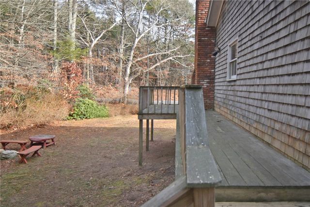 153 Fairview Avenue, Hopkinton, RI 02832