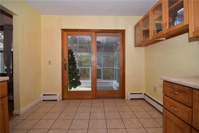 153 Fairview Avenue, Hopkinton, RI 02832