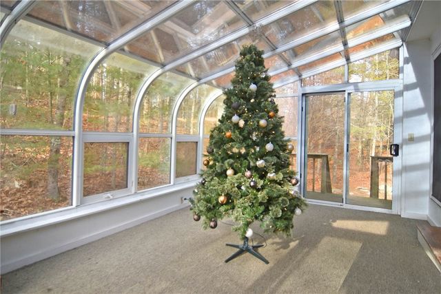 153 Fairview Avenue, Hopkinton, RI 02832